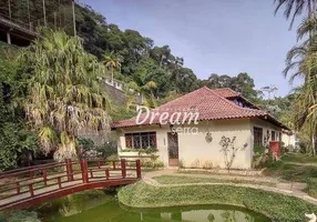 Foto 1 de Casa com 4 Quartos à venda, 228m² em Quinta da Barra, Teresópolis