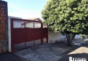 Foto 1 de Casa com 2 Quartos à venda, 70m² em Jardim Marajó, Marília