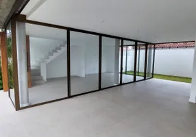 Foto 1 de Casa com 3 Quartos à venda, 165m² em Parque São Jorge, Florianópolis
