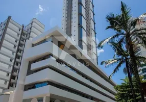 Foto 1 de Apartamento com 3 Quartos à venda, 353m² em Centro, Balneário Camboriú