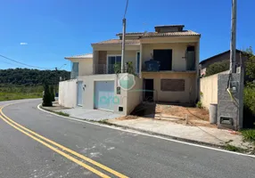 Foto 1 de Casa com 3 Quartos à venda, 127m² em Vale das Palmeiras, Macaé