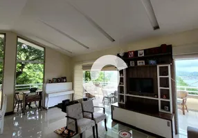 Foto 1 de Casa de Condomínio com 4 Quartos à venda, 260m² em Charitas, Niterói