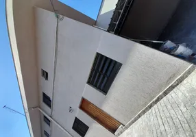 Foto 1 de Casa com 3 Quartos para alugar, 80m² em Jardim Simus, Sorocaba