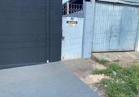 Foto 1 de Casa com 2 Quartos para alugar, 10m² em Jardim Monte Libano, Campo Grande