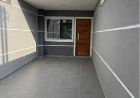 Foto 1 de Sobrado com 3 Quartos à venda, 140m² em Parque Vitória, São Paulo