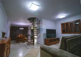 Foto 1 de Casa com 4 Quartos à venda, 255m² em Parque Residencial Laranjeiras, Serra