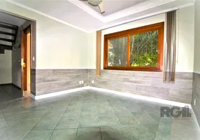 Foto 1 de Casa de Condomínio com 3 Quartos à venda, 110m² em Espiríto Santo, Porto Alegre
