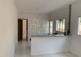 Foto 1 de Casa com 2 Quartos à venda, 150m² em Santa Terezinha, Itanhaém