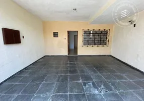 Foto 1 de Sobrado com 3 Quartos à venda, 176m² em Centro, Pindamonhangaba