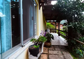 Foto 1 de Casa com 1 Quarto para alugar, 40m² em Itaipava, Petrópolis