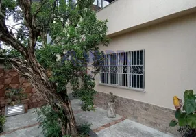 Foto 1 de Casa com 3 Quartos à venda, 150m² em Camarão, São Gonçalo
