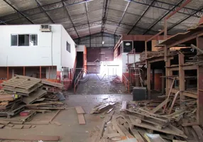 Foto 1 de Galpão/Depósito/Armazém à venda, 500m² em Santo Antônio, São Caetano do Sul