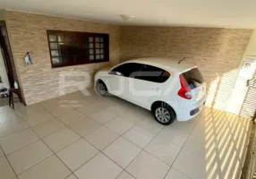 Foto 1 de Sobrado com 2 Quartos à venda, 188m² em Jardim Pacaembu, São Carlos