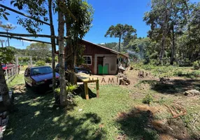 Foto 1 de Fazenda/Sítio com 2 Quartos à venda, 600m² em Centro, Mandirituba
