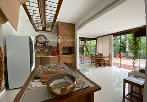 Foto 1 de Casa com 3 Quartos à venda, 320m² em Jurerê Internacional, Florianópolis