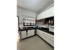 Foto 1 de Casa com 3 Quartos à venda, 200m² em Gopouva, Guarulhos