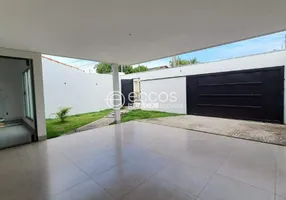 Foto 1 de Casa com 3 Quartos à venda, 150m² em Cidade Jardim, Uberlândia
