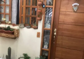 Foto 1 de Casa de Condomínio com 2 Quartos à venda, 90m² em Pedreira, São Paulo