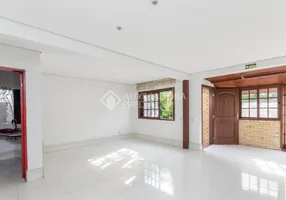 Foto 1 de Casa com 4 Quartos à venda, 220m² em Petrópolis, Porto Alegre