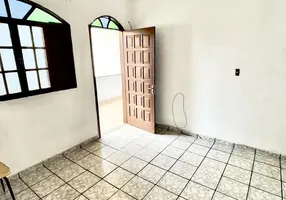 Foto 1 de Apartamento com 3 Quartos à venda, 70m² em Monte Agha, Piúma