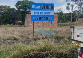 Foto 1 de Lote/Terreno à venda, 600m² em Luizote de Freitas, Uberlândia