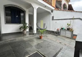 Foto 1 de Casa de Condomínio com 3 Quartos à venda, 140m² em Bangu, Rio de Janeiro