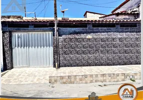 Foto 1 de Casa com 2 Quartos à venda, 180m² em Serrinha, Fortaleza