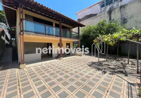Foto 1 de Casa com 3 Quartos à venda, 360m² em Nova Cachoeirinha, Belo Horizonte