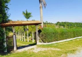 Foto 1 de Fazenda/Sítio com 4 Quartos à venda, 560m² em Parque Agrinco , Guararema