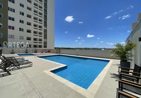 Foto 1 de Apartamento com 2 Quartos à venda, 53m² em Zona 05, Maringá