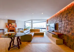 Foto 1 de Apartamento com 4 Quartos à venda, 259m² em Higienópolis, São Paulo