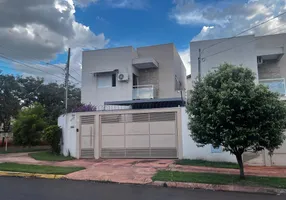 Foto 1 de Sobrado com 3 Quartos à venda, 120m² em Coronel Antonino, Campo Grande