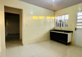 Foto 1 de Kitnet com 1 Quarto para alugar, 40m² em Jardim Santos Dumont III, Mogi das Cruzes