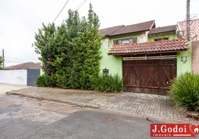 Foto 1 de Casa com 5 Quartos à venda, 600m² em Cachoeira, Curitiba