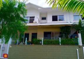 Foto 1 de Casa com 3 Quartos à venda, 197m² em Jurerê Internacional, Florianópolis