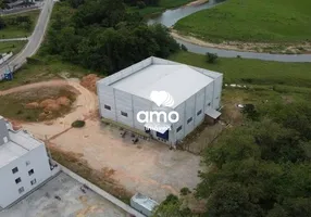 Foto 1 de Galpão/Depósito/Armazém à venda, 750m² em Dom Joaquim, Brusque