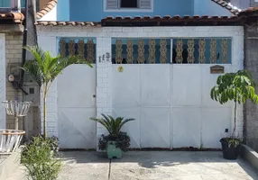 Foto 1 de Casa com 2 Quartos à venda, 160m² em Bangu, Rio de Janeiro