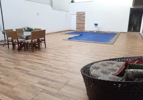 Foto 1 de Casa de Condomínio com 3 Quartos para alugar, 309m² em Jardins Verona, Goiânia