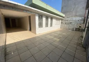 Foto 1 de Imóvel Comercial com 3 Quartos para alugar, 221m² em Jardim do Estadio, Santo André