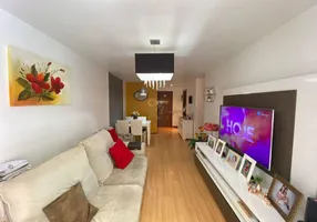 Foto 1 de Apartamento com 2 Quartos à venda, 60m² em Artistas, Teresópolis