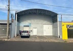 Foto 1 de Galpão/Depósito/Armazém para alugar, 262m² em Núcleo Residencial Presidente Geisel, Bauru