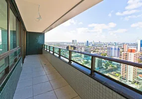 Foto 1 de Apartamento com 3 Quartos à venda, 157m² em Pina, Recife