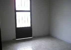 Foto 1 de Apartamento com 2 Quartos para alugar, 81m² em Olaria, Rio de Janeiro