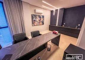 Foto 1 de Sala Comercial para venda ou aluguel, 56m² em Centro, Balneário Camboriú