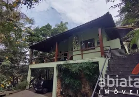 Foto 1 de Casa com 4 Quartos à venda, 400m² em Condomínio Iolanda, Taboão da Serra