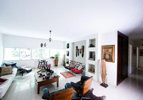 Foto 1 de Apartamento com 2 Quartos para alugar, 140m² em Asa Sul, Brasília