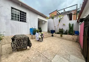 Foto 1 de Casa com 2 Quartos à venda, 130m² em Amaralina, Salvador