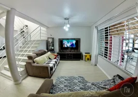 Foto 1 de Casa com 3 Quartos à venda, 180m² em Centro, Balneário Camboriú