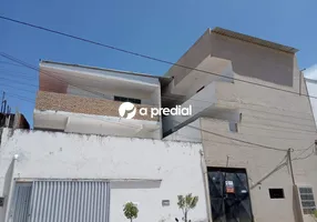 Foto 1 de Casa com 3 Quartos para alugar, 396m² em Cajazeiras, Fortaleza