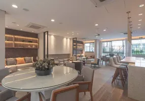 Foto 1 de Apartamento com 2 Quartos à venda, 64m² em Indianópolis, São Paulo